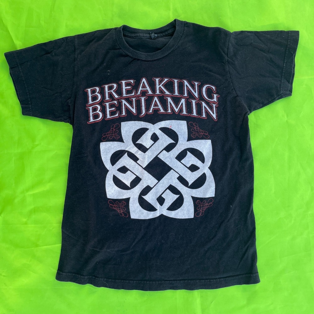 Breaking Benjamin 2015 Tour T-Shirt Black Graphic Rock Band Concert Tee Small